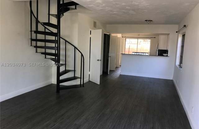 2444 SW 58 Mnr Gallery 2