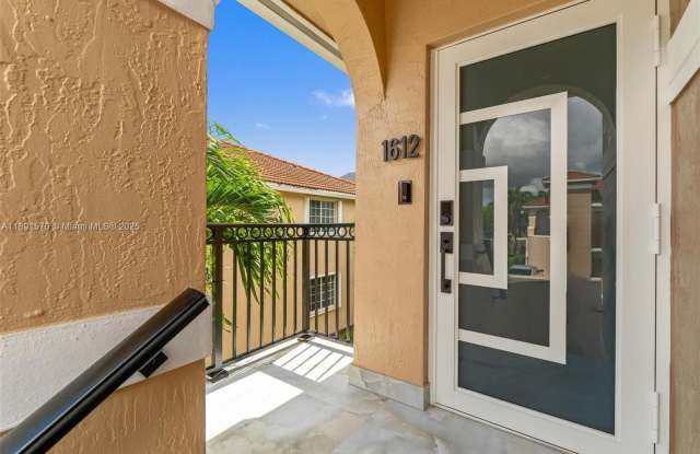 13160 SW 64th Ter photos photos