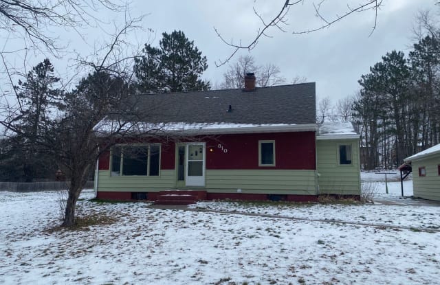 810 Anderson Rd - 810 Anderson Road, Duluth, MN 55811