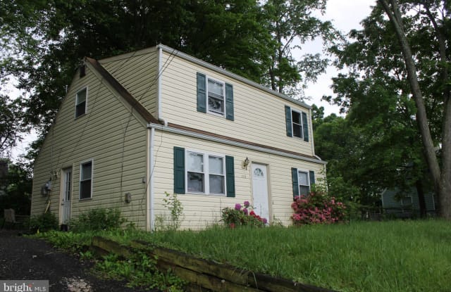 109 MORTON COURT - 109 Morton Ct, Manassas Park, VA 20111