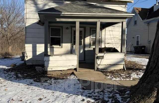 601 N Winnebago Ave photos photos