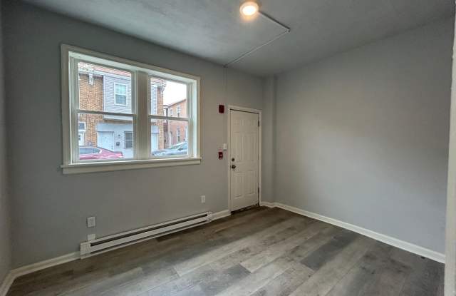 1671 Orthodox Street Gallery 3