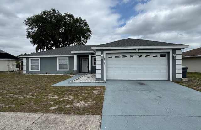 Resort-Style Living: 3-Bed Pool Home Near Golf, Parks & Theme Parks! photos photos