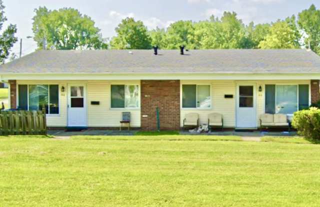 883 Bryant Ave photos photos