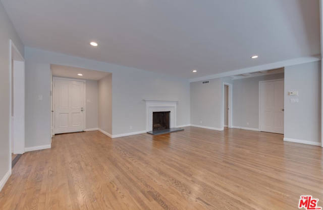 4937 MATILIJA Avenue Gallery 3