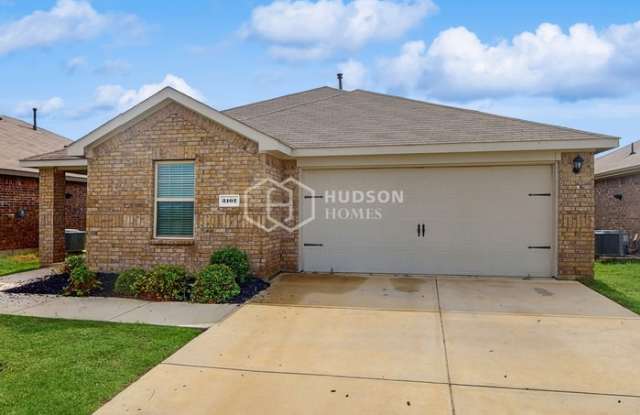 3102 Crane Drive Gallery 3
