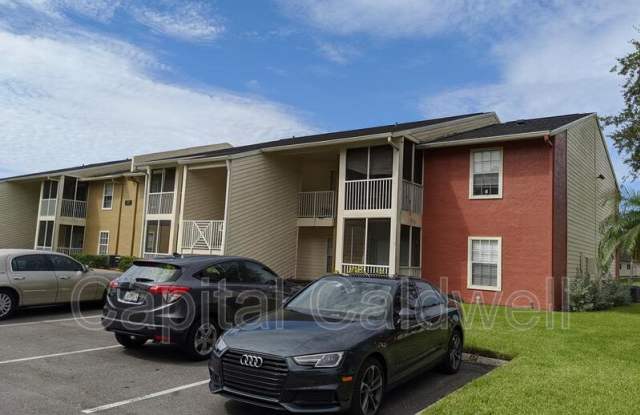 209 Lake Brook Circle - 209 Lake Brook Circle, Brandon, FL 33511