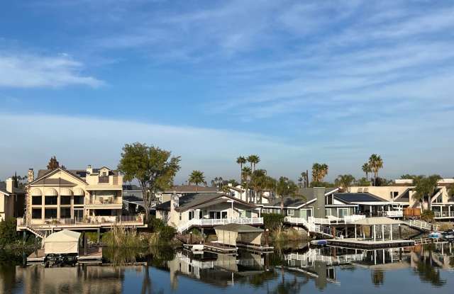 4909 North Point photos photos