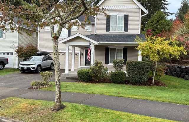 5-Bedroom DuPont Home with AC Gallery 1