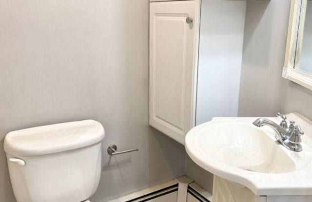 33 Gore photos photos