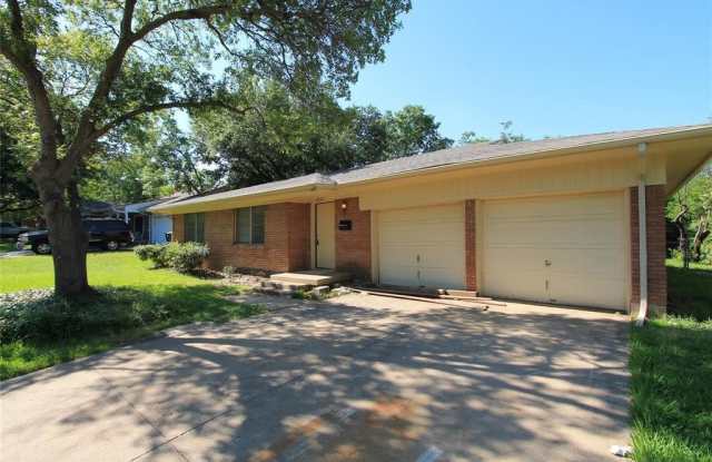 3301 Leith Avenue - 3301 Leith Avenue, Fort Worth, TX 76133