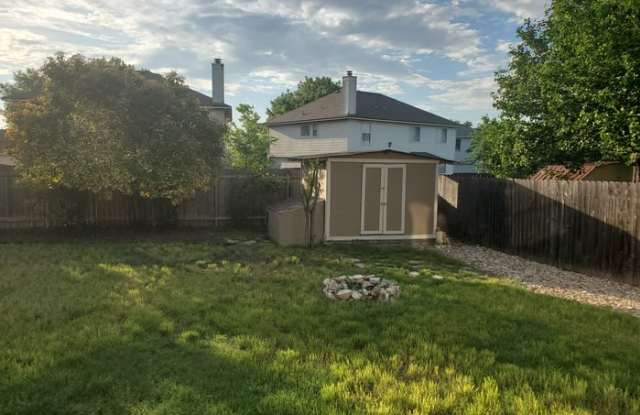 2029 Charlotte Way Gallery 3