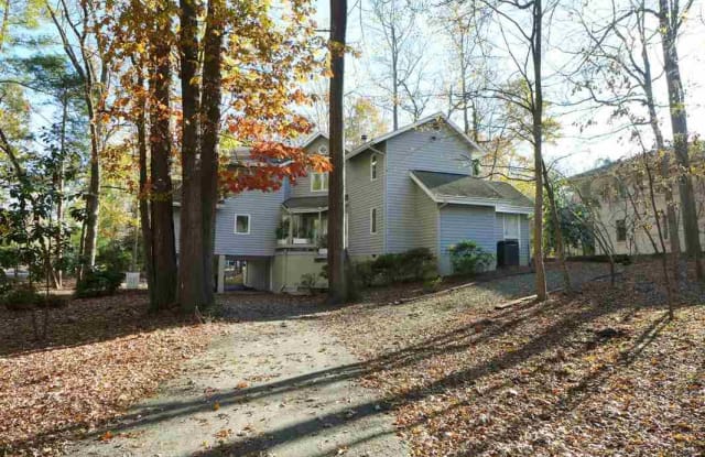 996 Cleland Drive - 996 Cleland Drive, Chapel Hill, NC 27517