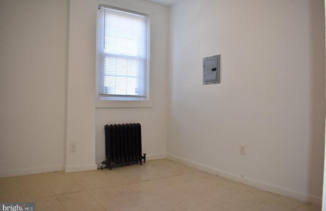 6031 MARKET Street Gallery 3
