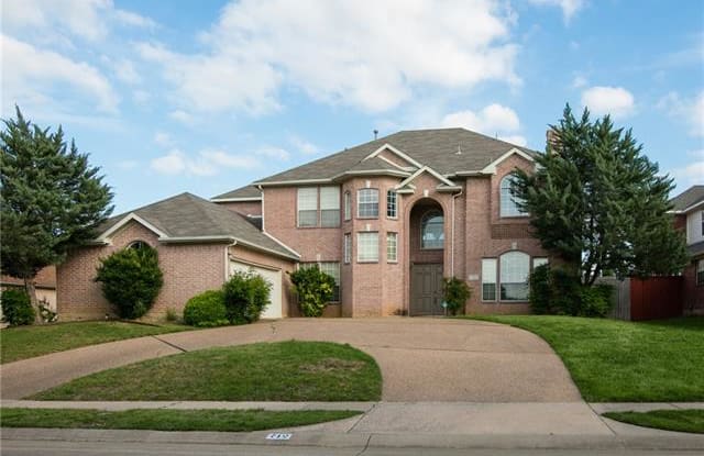 712 Sunkist Lane - 712 Sunkist Ln, Plano, TX 75025