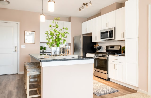 Creekstone Village Apartments Gallery 4