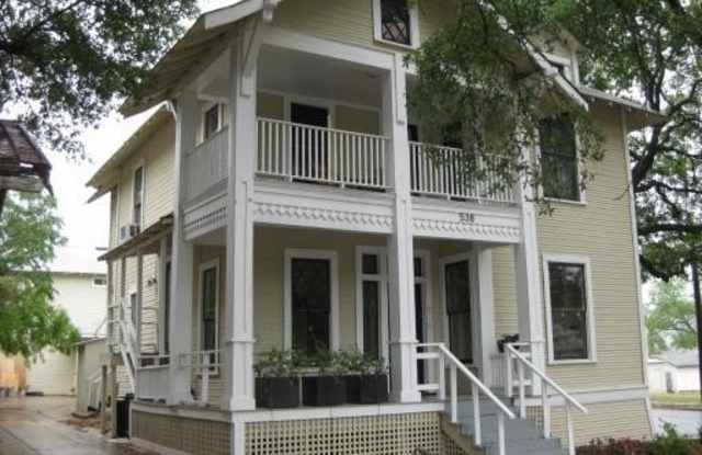 538 W Magnolia - 538 West Magnolia Avenue, San Antonio, TX 78212