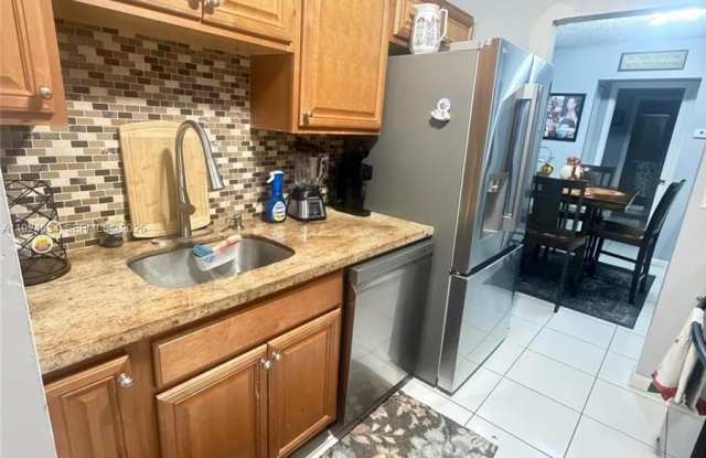 3001 NW 4th Ter photos photos 3001 NW 4th Ter photos photos