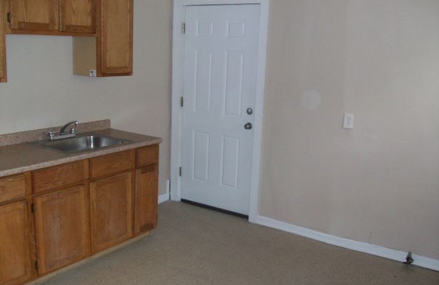 8057-59 S Marshfield photos photos