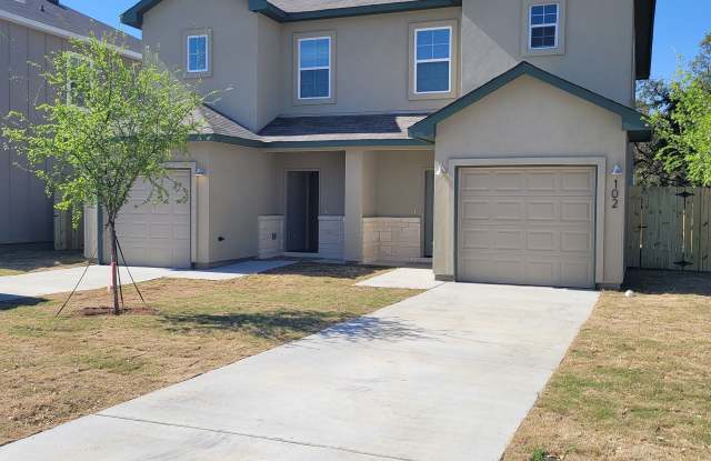 Townhome for rent photos photos