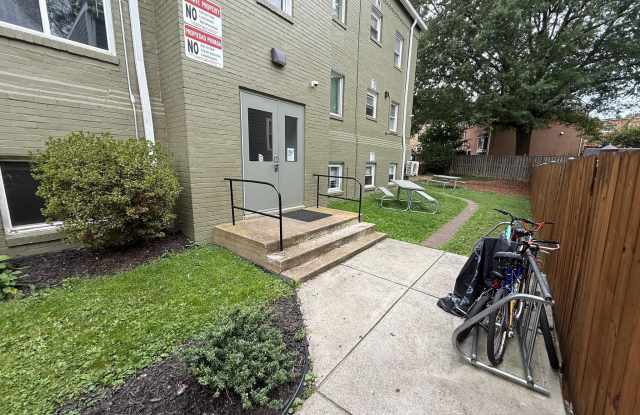 602 NOTABENE DR unit: 2 - 602 Notabene Drive, Alexandria, VA 22305