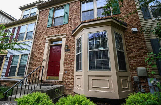 Glen Burnie Townhome Gallery 1