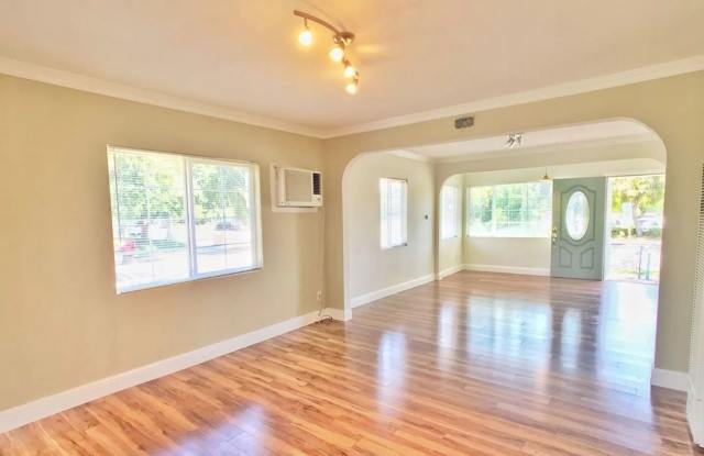 $2650 / 2 BR GREAT HAYWARD HOME AT A GREAT PRICE photos photos