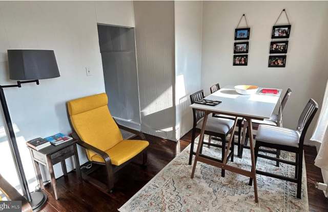 5195 RIDGE AVENUE Gallery 3