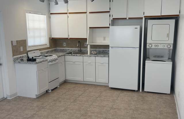 13400 1st Street East photos photos