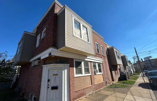 2600 N TATNALL Street unit: B photos photos