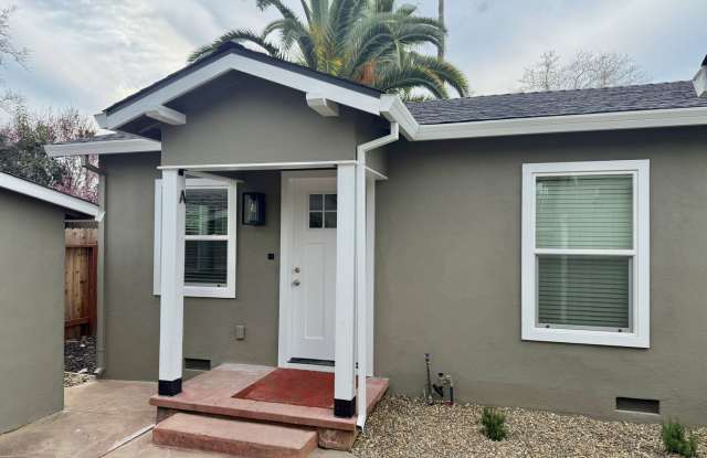 Fully Renovated - 1 Bed 1 Bath photos photos