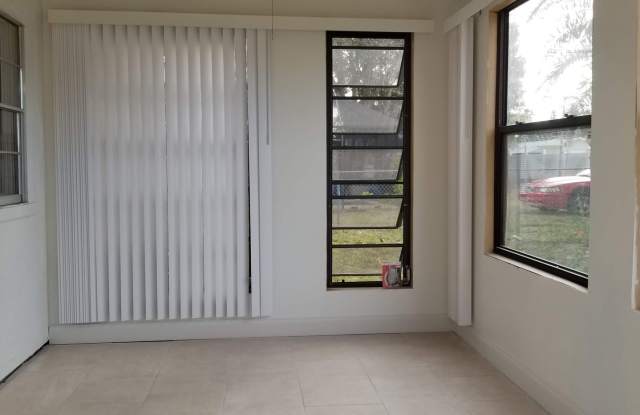 S. BISCAYNE  TAMIAMI TRAIL / 2 bedroom home / $ 1450 photos photos S. BISCAYNE  TAMIAMI TRAIL / 2 bedroom home / $ 1450 photos photos