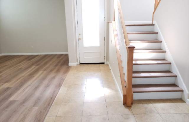 2485 Turnberry Ct Gallery 3