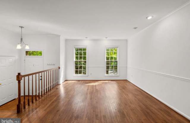 11017 CEDARWOOD Drive Gallery 4