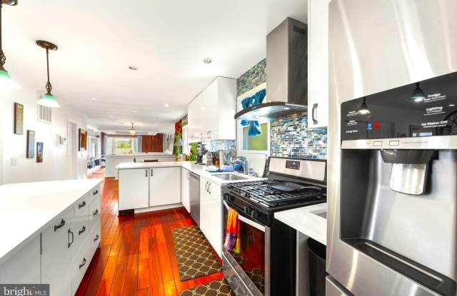 4005 ANACOSTIA Avenue NE photos photos