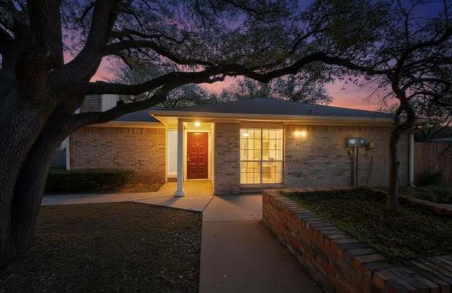 1801 W Spring Creek Parkway - 1801 West Spring Creek Parkway, Plano, TX 75023