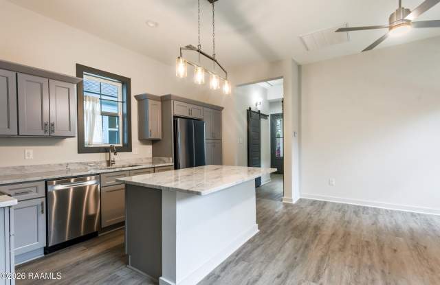 136 Banister Court Gallery 3