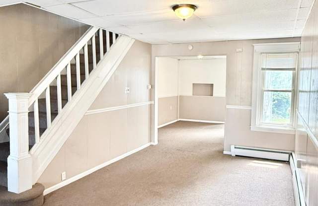 894 SOUTH STREET photos photos