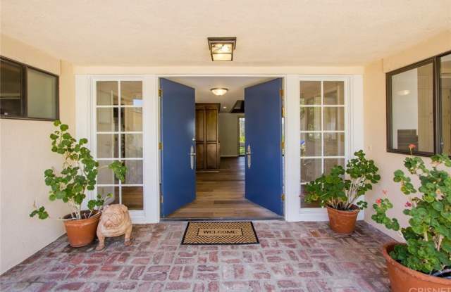 11659 Valleycrest Road Gallery 3