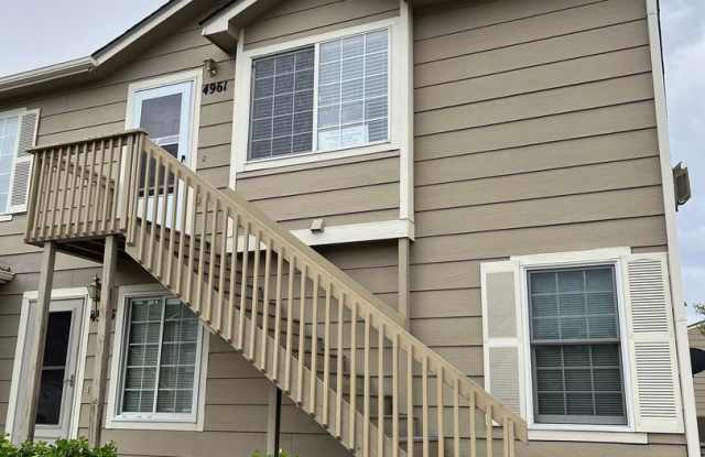 Upper 2 bed, 2 bath Condo on Leland for rent! photos photos Upper 2 bed, 2 bath Condo on Leland for rent! photos photos