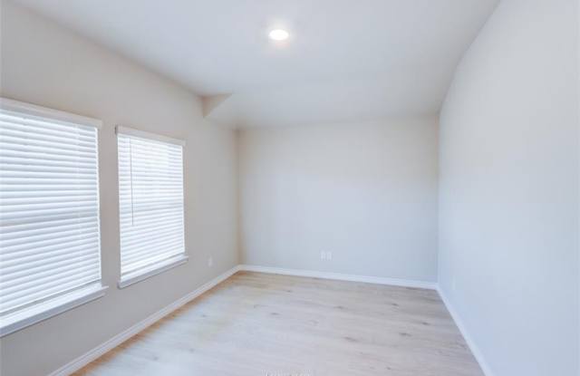 6210 Trado Drive Gallery 4