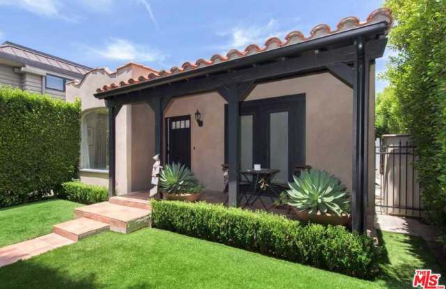 8929 ASHCROFT Avenue Gallery 3