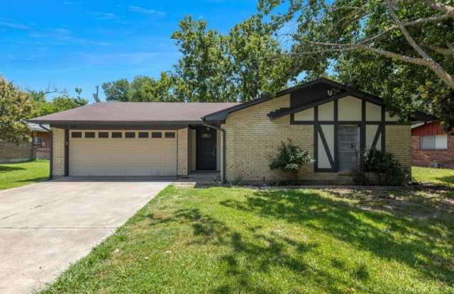 208 Collins Drive photos photos
