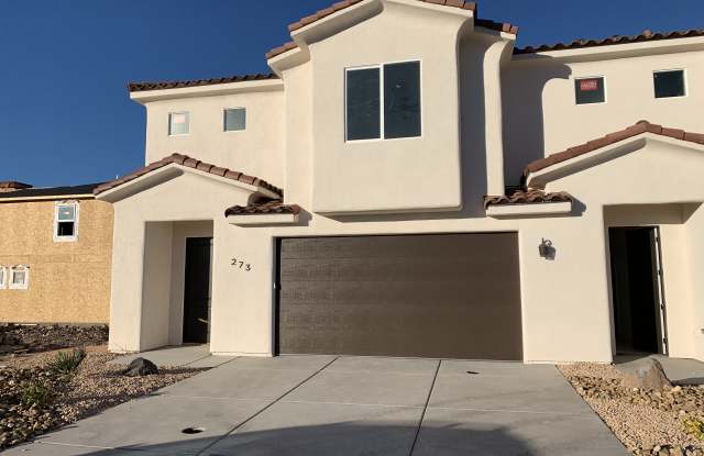 273 N 2470 W photos photos