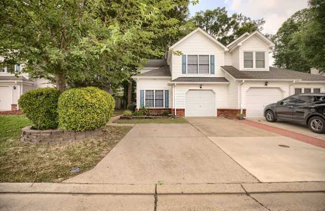 159 RUSTLING OAK RIDGE - 159 Rustling Oak Ridge, York County, VA 23692