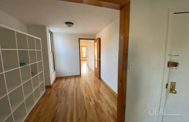 711 Union Street - 711 Union St, Brooklyn, NY 11217