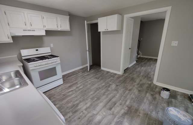 Allison Park - 2 BR Duplex, Garage/Driveway, AC! photos photos Allison Park - 2 BR Duplex, Garage/Driveway, AC! photos photos