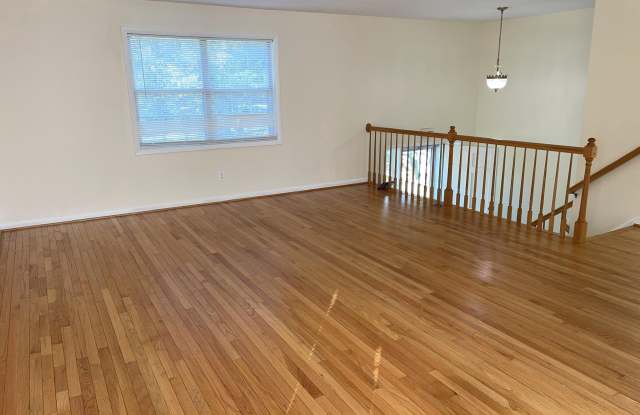 6837 RIDGEWAY DRIVE Gallery 3