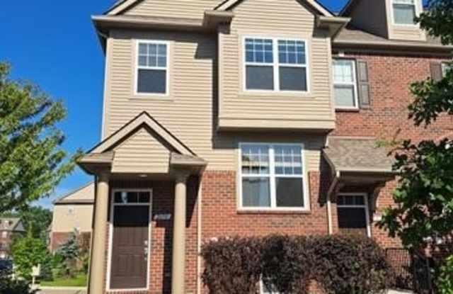 2690 HELMSDALE Circle photos photos