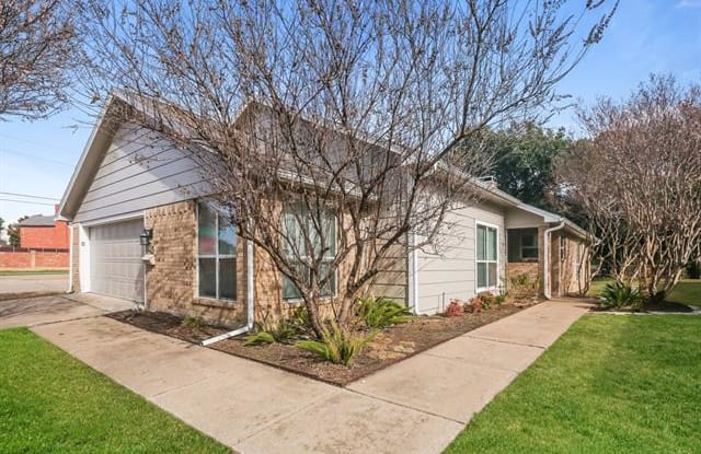 2617 Glenwood Court - 2617 Glenwood, Grand Prairie, TX 75052